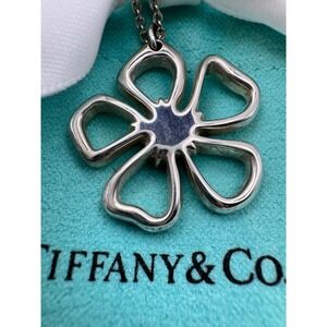 Vintage Tiffany & Co Hibiscus Open Flower Necklace -Substantial Sized